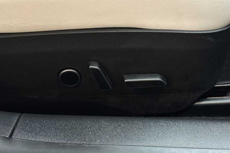 2021 Tesla Model 3 Long Range AWD 4dr Auto SALOON ELECTRIC Automatic