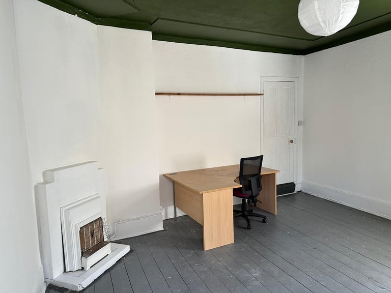 Fantastic Opportunity to Rent a Bright Spacious Office In the Heart of the Lanes Brighton