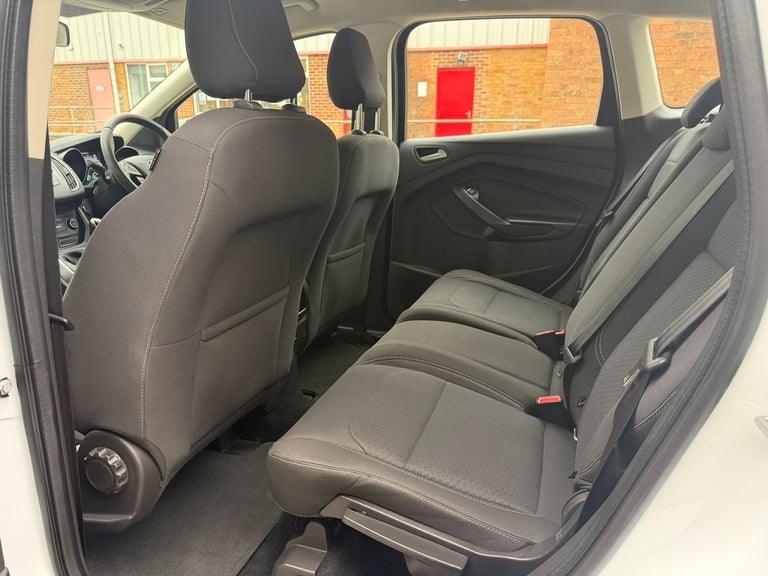 2018 Ford Kuga 2.0 TDCi EcoBlue Zetec AWD Euro 6 (s/s) 5dr HATCHBACK Diesel Manual