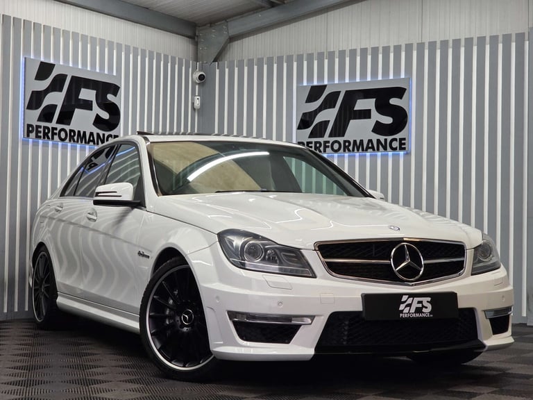 image for 2013 Mercedes-Benz C Class 6.3 C63 V8 AMG Saloon 4dr Petrol SpdS MCT Euro 5 (457 ps) Saloon Petro...