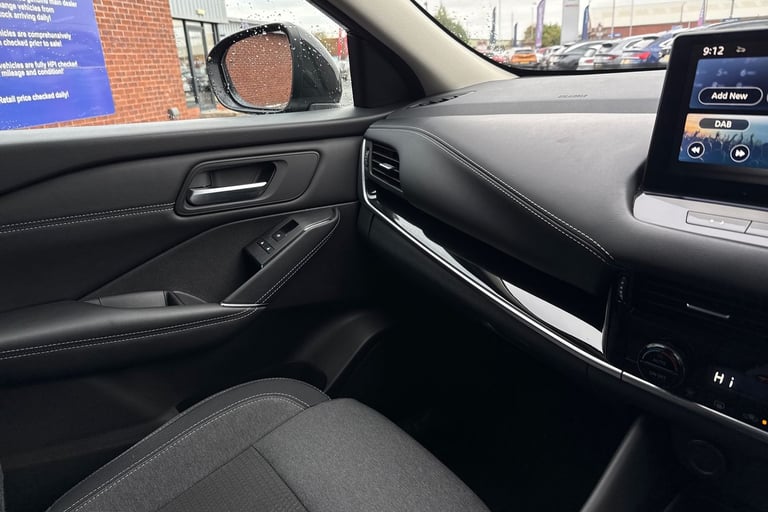 2022 Nissan Qashqai 1.3 DIG-T MHEV N-Connecta XTRON Euro 6 (s/s) 5dr SUV PETROL Automatic