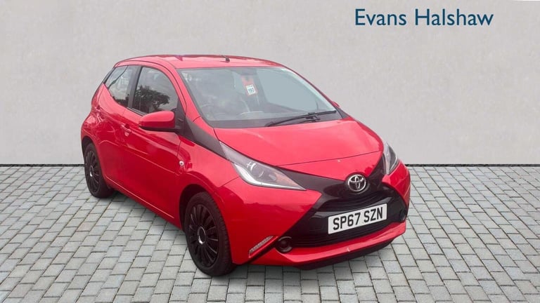 image for 2017 Toyota AYGO 1.0 VVT-i X-Play 5dr HATCHBACK PETROL Manual