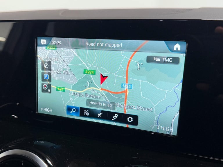 2020 Mercedes-Benz GLA 1.3 GLA200 Sport SUV 5dr Petrol 7G-DCT Euro 6 (s/s) (163 ps) HATCHBACK Pet...