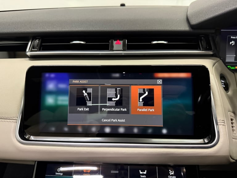 2018 68 RANGE ROVER LAND ROVER VELAR R DYNAMIC HSE D240 2.0 DIESEL 4WD BLACK EU6