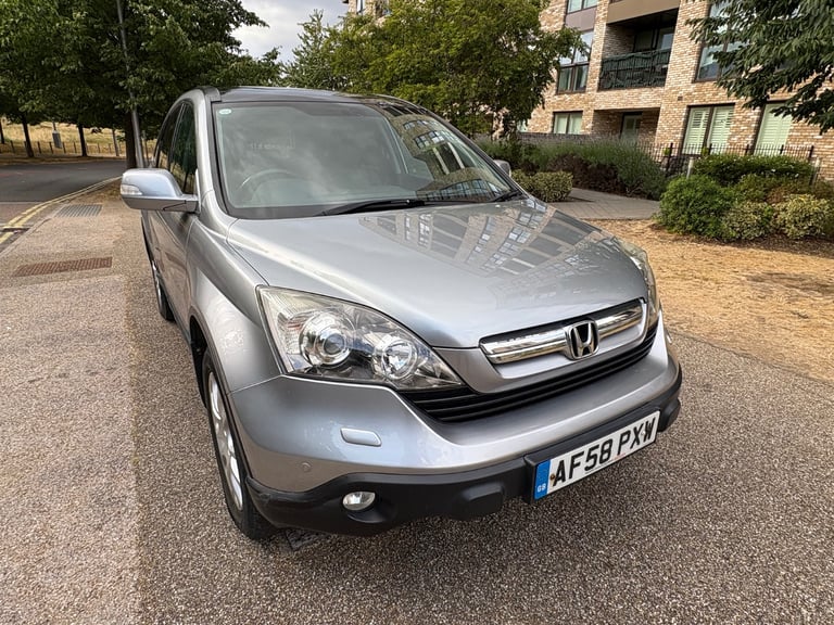 image for 2008 Honda CR-V 2.0 automatic petrol,pan roof,sat nav,canera,full service history,cruise control