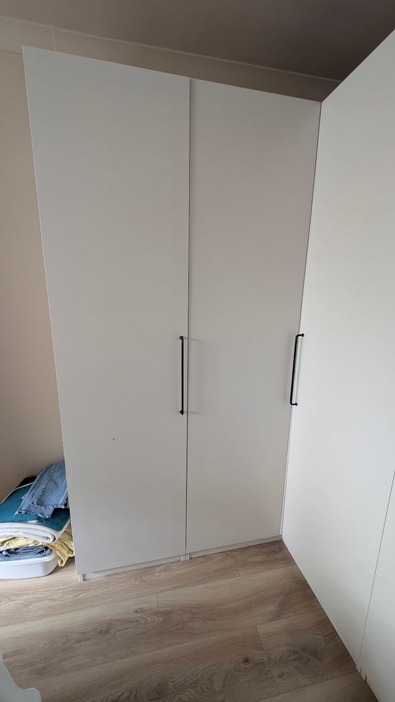 image for IKEA Pax wardrobe white doors Forsand with handles (5x) and Vikanes (2x)