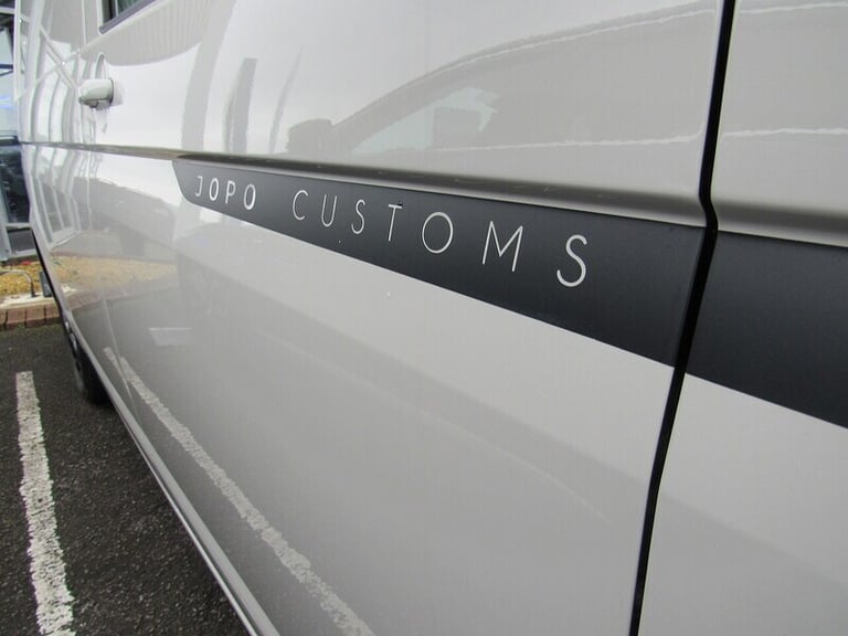 2022 Volkswagen Transporter TDI T28 Highline NO VAT DAY CAMPER VAN WITH HEATER AND SMART BED 2.0 ...