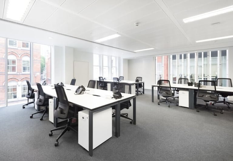 Furnished offices to rent in *Chancery Lane*. Office Spaces for 4 to 150 desks WC2A