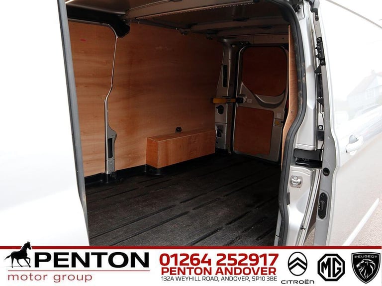 2022 Ford Transit Custom 2.0 300 EcoBlue Limited L2 H1 Euro 6 5dr PANEL VAN Diesel Manual