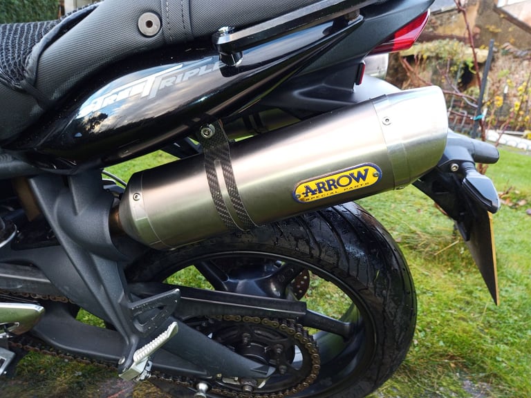 Triumph, STREET, 2009, 675 (cc)