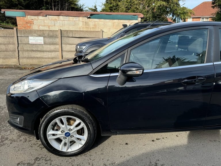 2016 Ford Fiesta 1.0 EcoBoost Zetec 5dr Powershift HATCHBACK PETROL Automatic