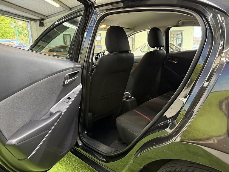 2015 Mazda Mazda2 1.5 Sport Nav 5dr HATCHBACK PETROL Manual