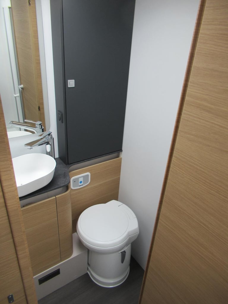 Adria Coral 670 DL 60TH EDITION