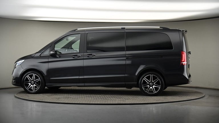 2023 Mercedes-Benz V-Class 2.0 V300d AMG Line MPV 5dr Diesel G-Tronic+ Euro 6 (s/s) XLWB (237 ps)...