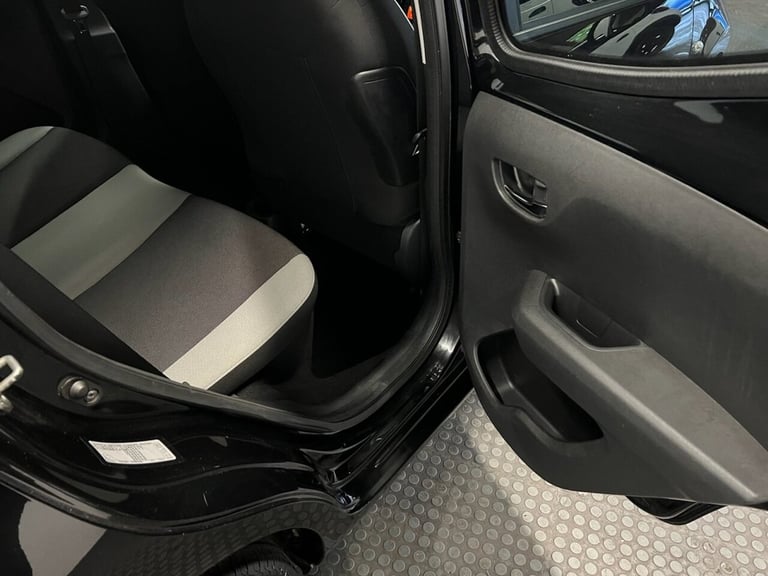2017 Toyota AYGO 1.0 VVT-i X-Style 5dr HATCHBACK PETROL Manual