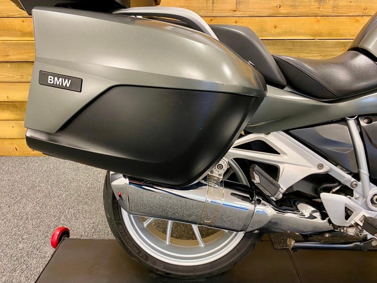 SUPERB CONDITION 2015 BMW R1200RT LE, FSH, 12 MONTHS NATIONWIDE WARRANTY