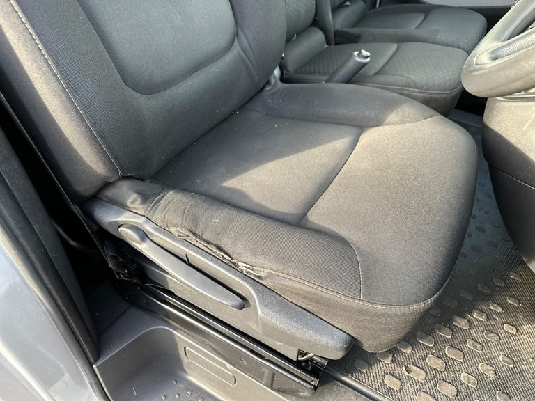 2019 Renault Trafic 1.6 dCi ENERGY 27 Business+ SWB Standard Roof Euro 6 (s/s) 5dr PANEL VAN Dies...