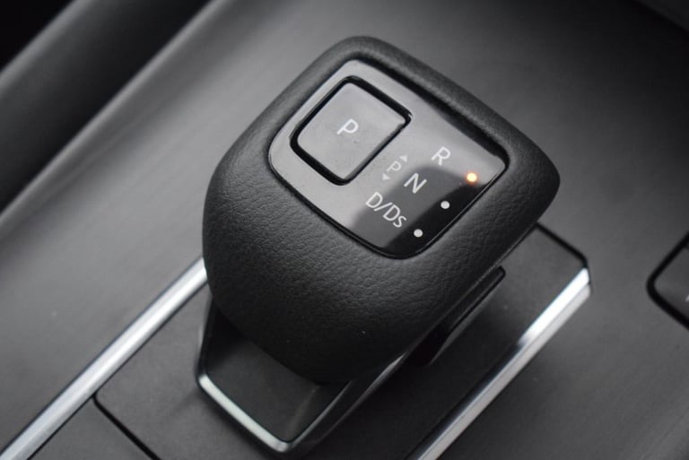 2023 Nissan Qashqai 1.3 DiG-T MH 158 N-Connecta 5dr Xtronic HATCHBACK PETROL Automatic