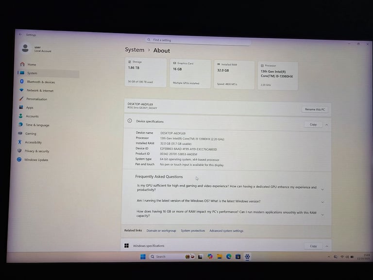 ASUS ROG STRIX SCAR G634JY i9 13980HX GEFORCE RTX 4090 32GB RAM 2TB SSD 2K 240HZ Laptop