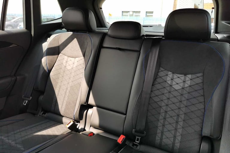 2025 Volkswagen Tiguan 2.0 TSI 265 4Motion R-Line 5dr DSG ESTATE PETROL Automatic