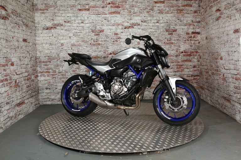 YAMAHA MT-07 ABS 2015 Petrol Manual in Silver