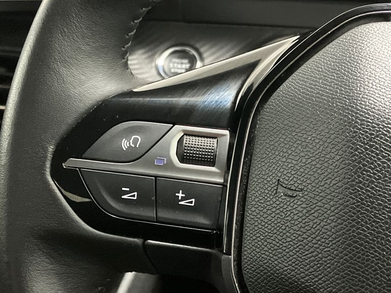 2022 Peugeot 2008 1.2 PureTech Active Premium 5dr Estate PETROL Manual