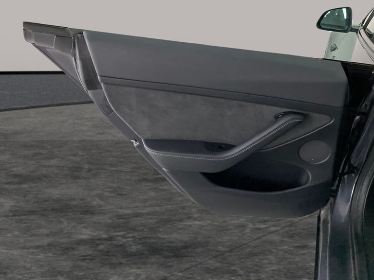 2021 Tesla Model 3 Long Range AWD 4dr Auto SALOON ELECTRIC Automatic