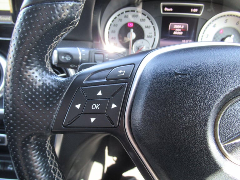 2015 Mercedes-Benz A-Class 1.6 A200 Sport Edition 7G-DCT Euro 6 (s/s) 5dr HATCHBACK Petrol Automatic