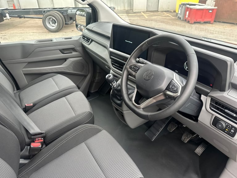  Volkswagen Transporter Panel Van 2.0 Tdi T28 Commerce Pro Panel Van 5dr Diesel