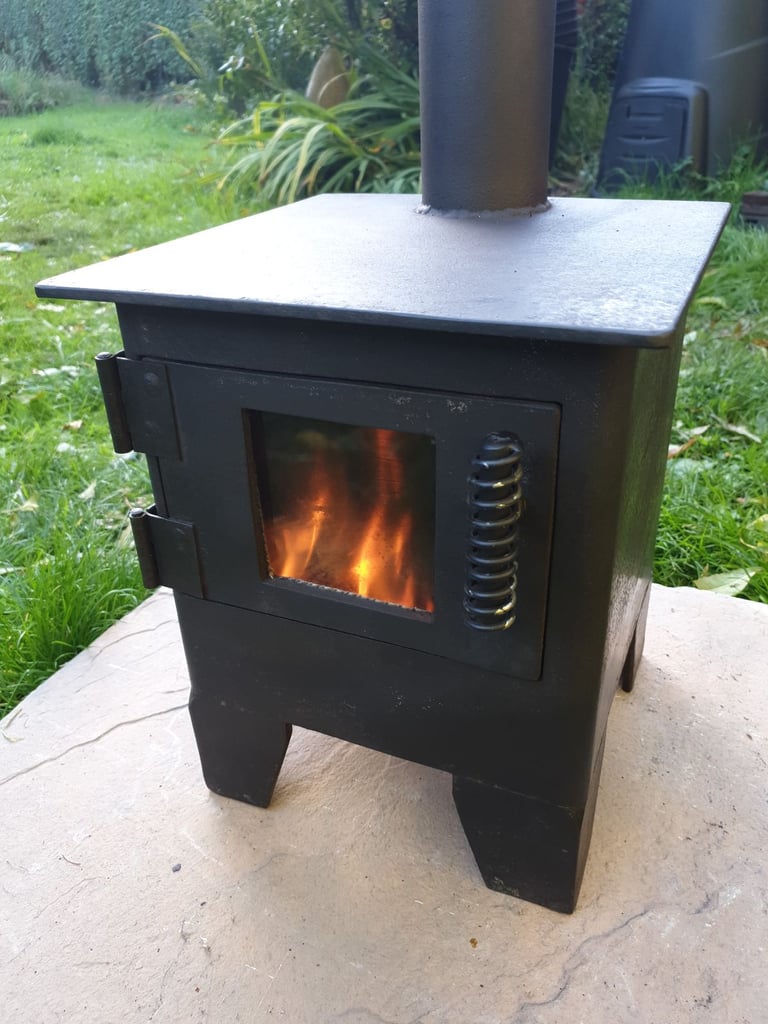 Small wood stove - For shed / boat / van - Good condition