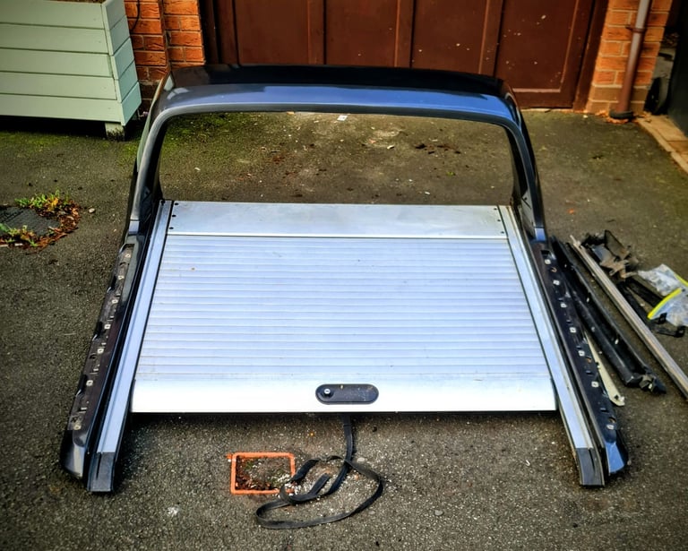 Ford Ranger Wildtrak  Roll-up Cover With Plastic Roof Top Black 2021 Model