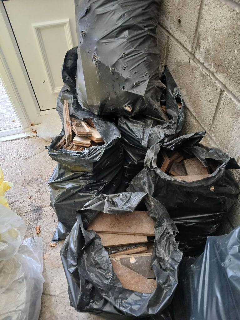 Solid wood parquet block/tiles