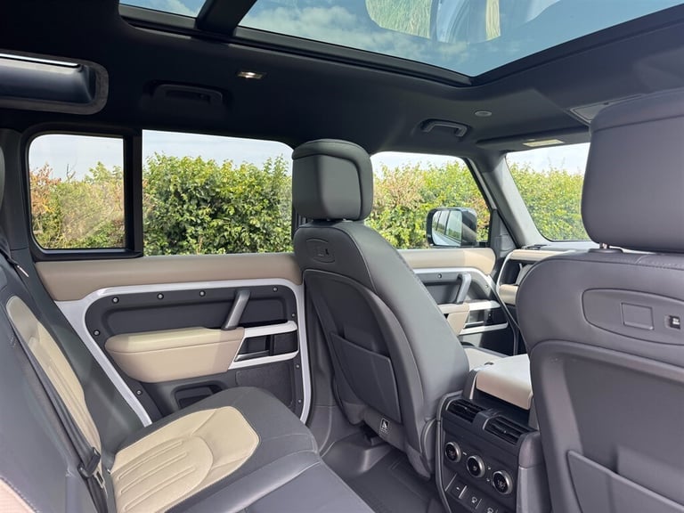 2021 Land Rover Defender 110 X-DYNAMIC HSE D300 7 SEATS WITH HAWKE CONVERSION SUV Diesel Automatic