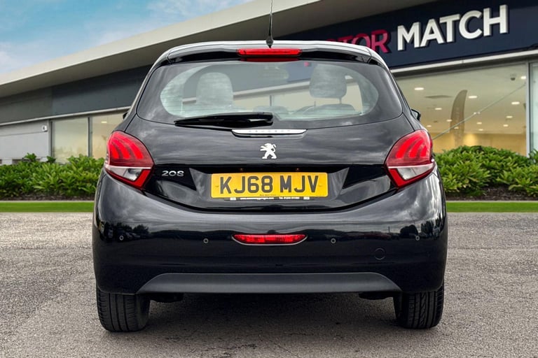 2019 Peugeot 208 1.2 PureTech Signature Euro 6 (s/s) 5dr Hatchback PETROL Manual