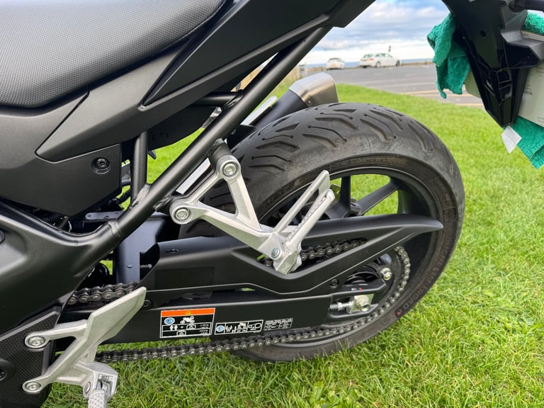Honda CB750 Hornet (2025 model, 755cc)