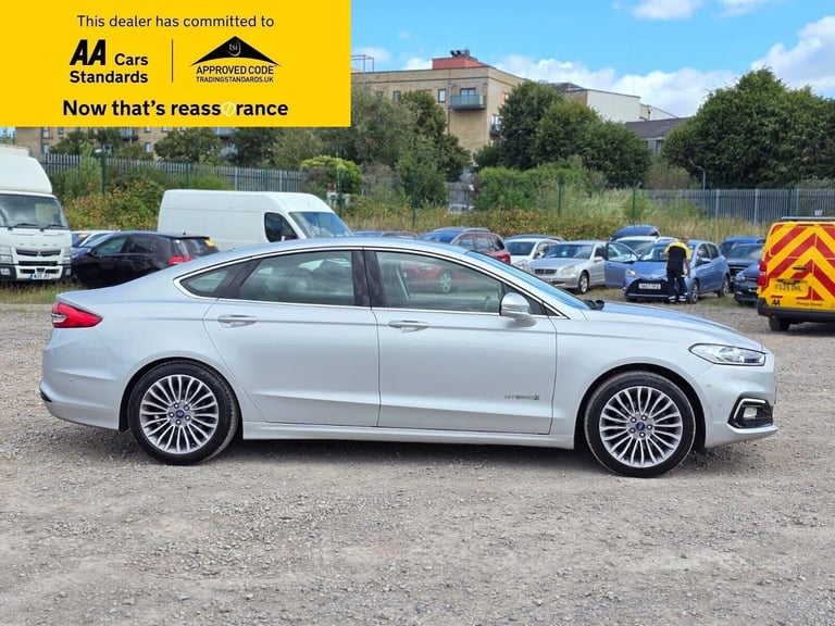 2019 Ford Mondeo 2.0 TiVCT Titanium Edition CVT Euro 6 (s/s) 4dr (18 inch alloys) Saloon Hybrid A...
