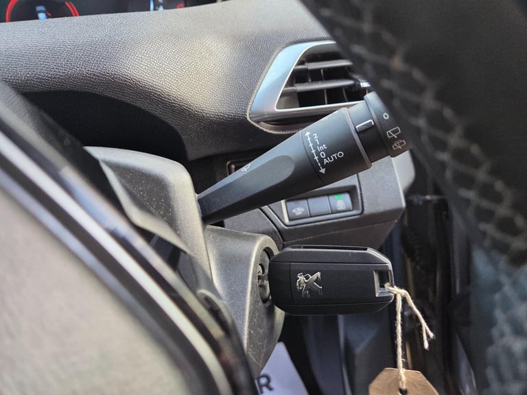 2019 Peugeot 3008 1.2 PureTech Allure Euro 6 (s/s) 5dr Petrol