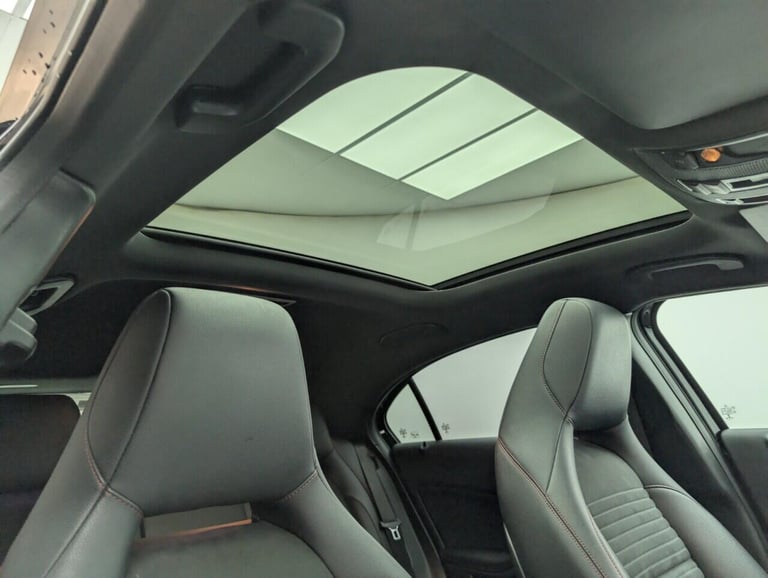 2018 Mercedes-Benz A-Class 2.1 A200d AMG Line (Premium Plus) Hatchback 5dr Diesel 7G-DCT Euro 6 (...