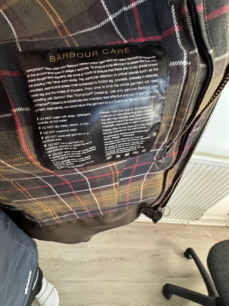 Womens Barbour Retail Beadnell olive waxed jacket size UK 14 Immaculate Tartan