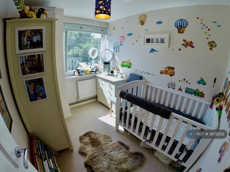 3 bedroom flat in Ericcson Close, Wandsworth, SW18 (3 bed) (#2672202)