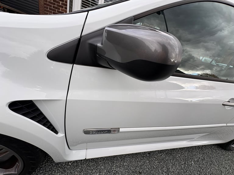2009 Renault Clio 2.0 Renaultsport RS 200 Hatchback 3dr Petrol Manual Euro 4