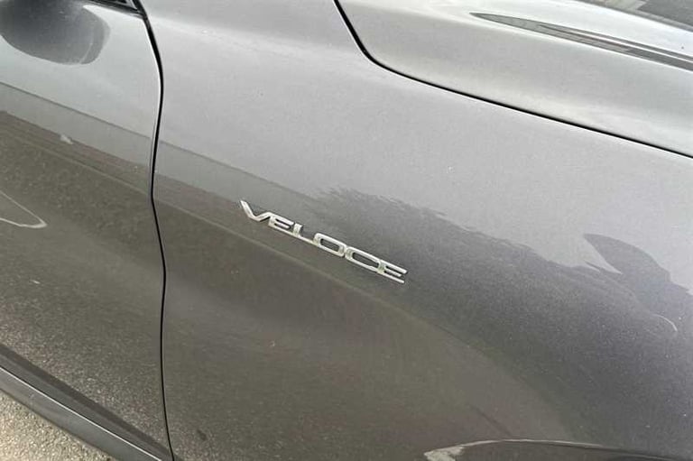 2019 Alfa Romeo Giulia 2.0 TB 280 Veloce 4dr Auto SALOON PETROL Automatic