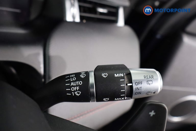 2020 Land Rover Discovery Sport 1.5 P300e R-Dynamic SE 5dr Auto [5 Seat] SUV Hybrid Automatic