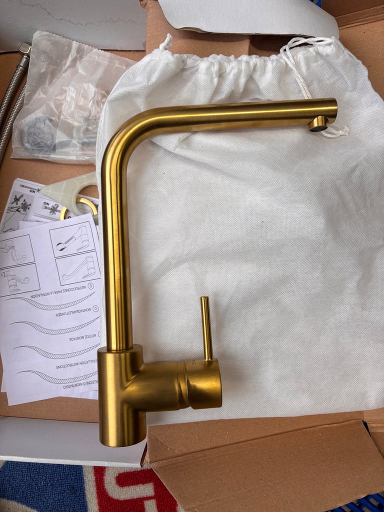 Kitchen mixer tap