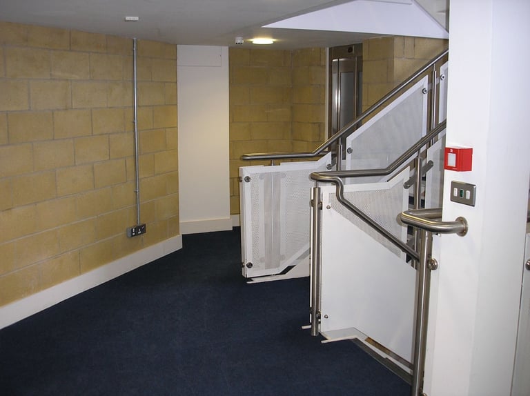  Modern Spacious Double One Bedroom 3rd Floor Apartment with Balcony at City Lofts Roath