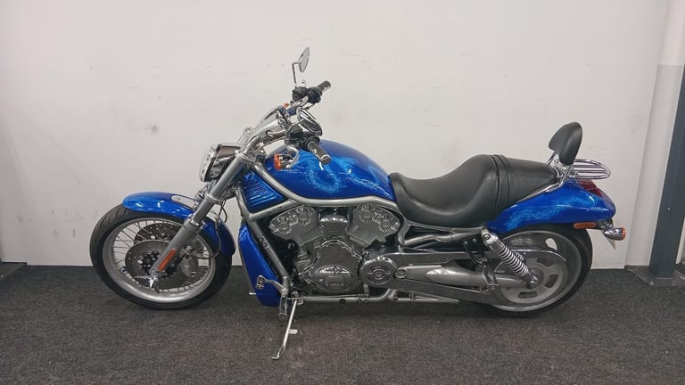 HARLEY DAVIDSON VRSCAW VROD ** 12 MONTH MOT -CUSTOM PAINT JOB - REMUS EXHAUST **