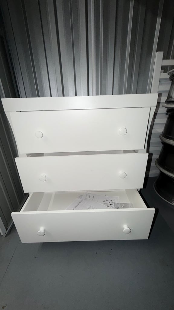 Little Acorns Traditional Sleigh Changing Table Dresser, White