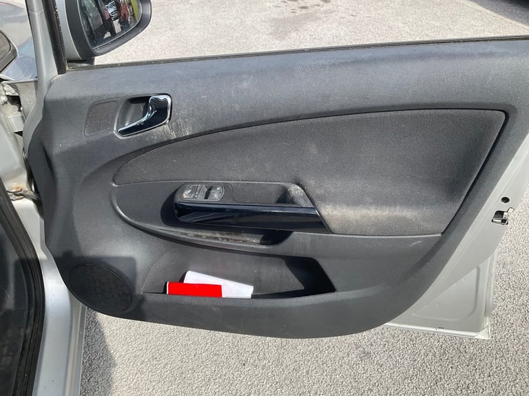 2010 Vauxhall Corsa 1.2i 16V [85] Exclusiv 5dr [AC] HATCHBACK Petrol Manual