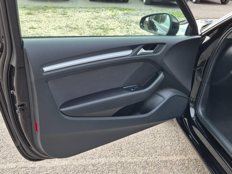 2017 Audi A3 1.5 TFSI CoD SE Euro 6 (s/s) 3dr HATCHBACK Petrol Manual