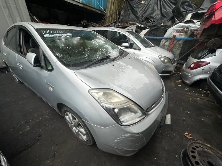 TOYOTA PRIUS 2007 1.5 PETROL/ELECTRIC BREAKING 
